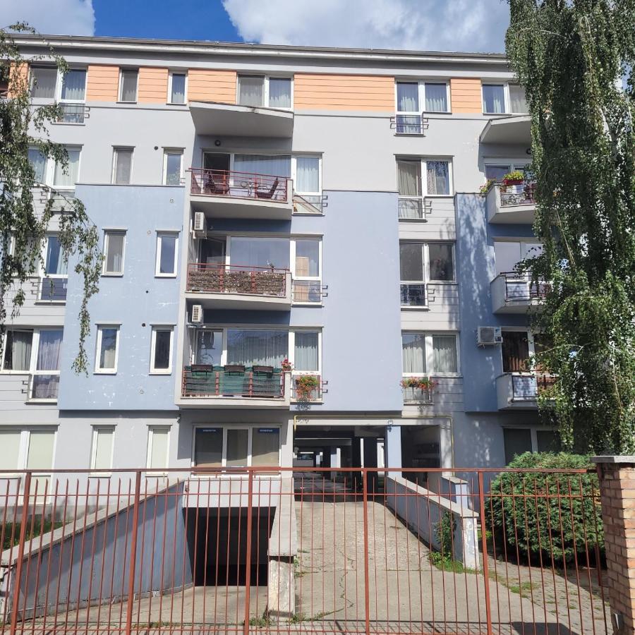 Lovely Apartment Near City Center Cluj-Napoca Exterior foto